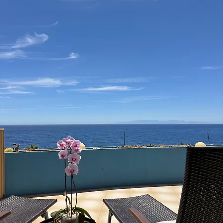 Sobre El Mar Apartament Radazul