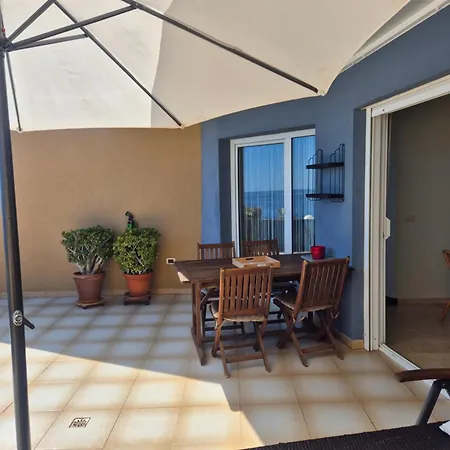 Apartamento Sobre El Mar *